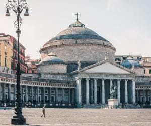 Piazza del Plebiscito, Napoli | Eden Viaggi