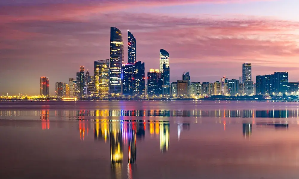 Skyline Abu Dhabi al tramonto | Eden Viaggi