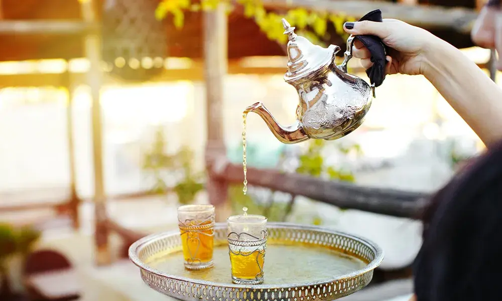 Bere tè alla menta, Marocco | Eden Viaggi
